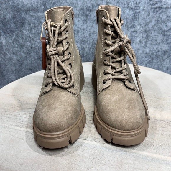 MIA Metri Boot Tan Womens 7 Lug Sole Combat Ankle Boots - Picture 13 of 13